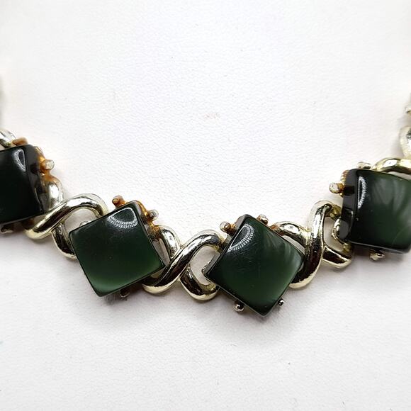 Vintage Dark Green Moonglow Choker Necklace, Gold Tone, 1950s Jewelry - Picture 10 of 11